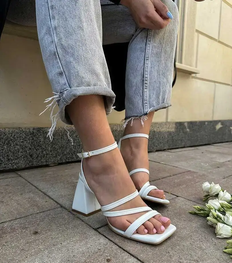 lady sandal