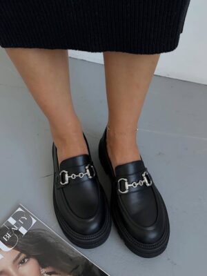 Loafer shoes