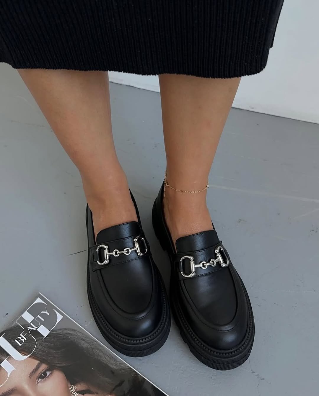 Loafer shoes