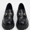 Loafer shoes