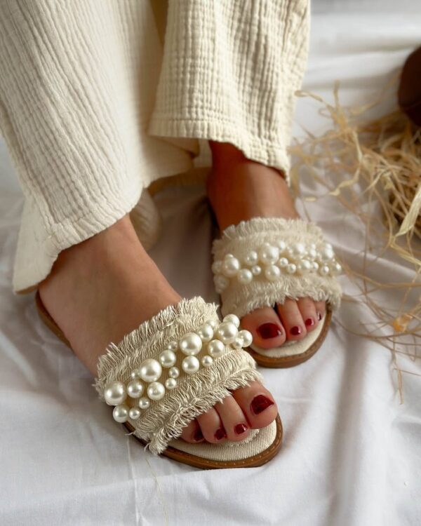 Pearl slipper