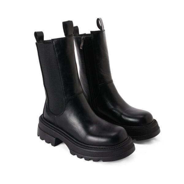 Long chelsea boots